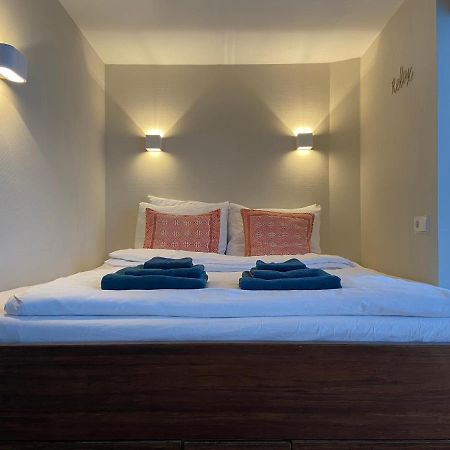 Houseboat Sophia Hotel Amsterdam Bagian luar foto